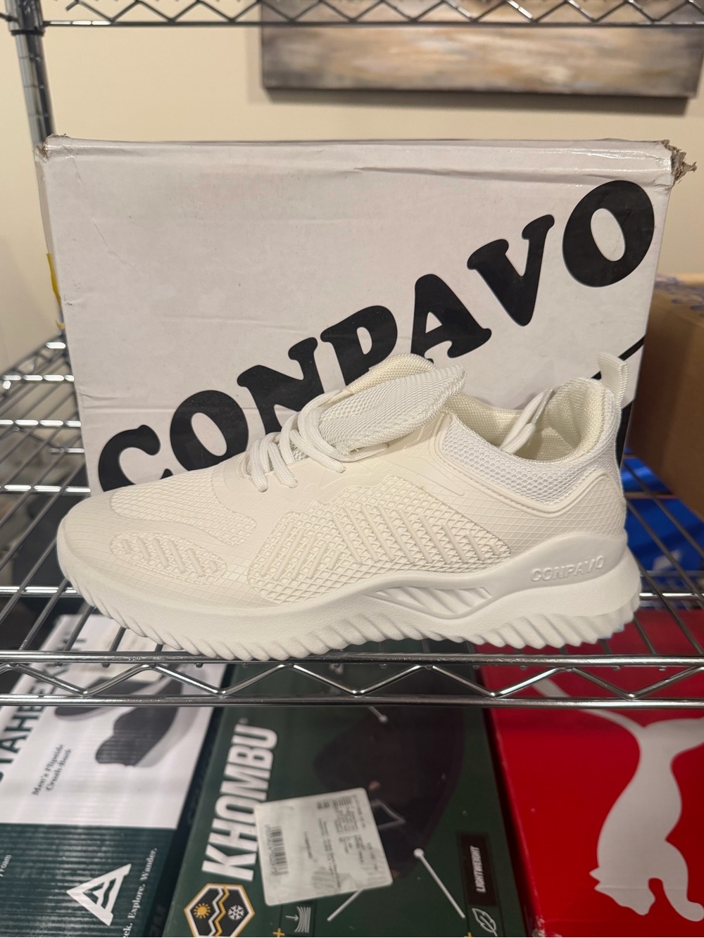 Conpavo Women’s Ribbed Detail Athletic Sneakers White Size 9 M US